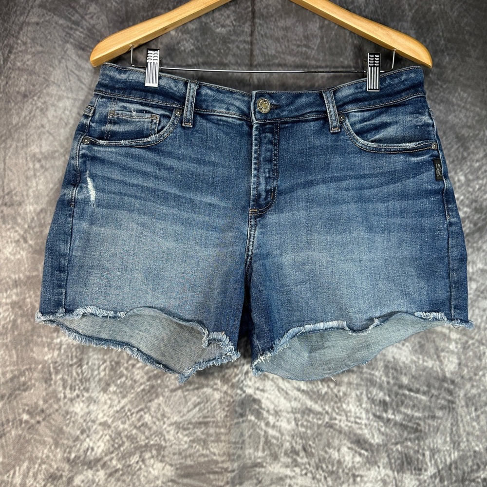 Silver Jeans Suki Short Womens Size 31 Raw Hem Distressed Denim
